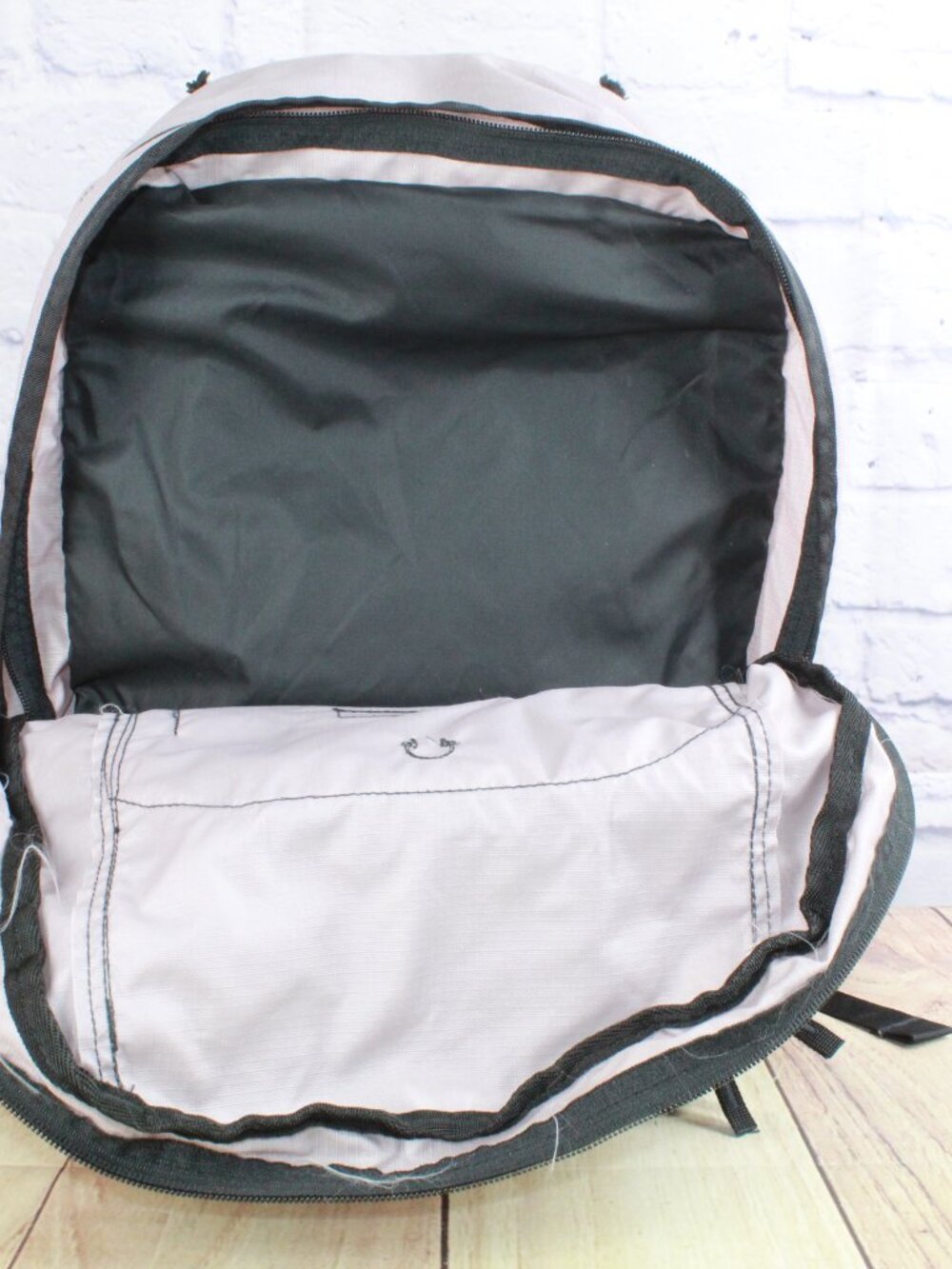 READ - LL Bean Unisex Adult Super Deluxe Book Pack 41L School Travel Backpack - Picture 9 of 16